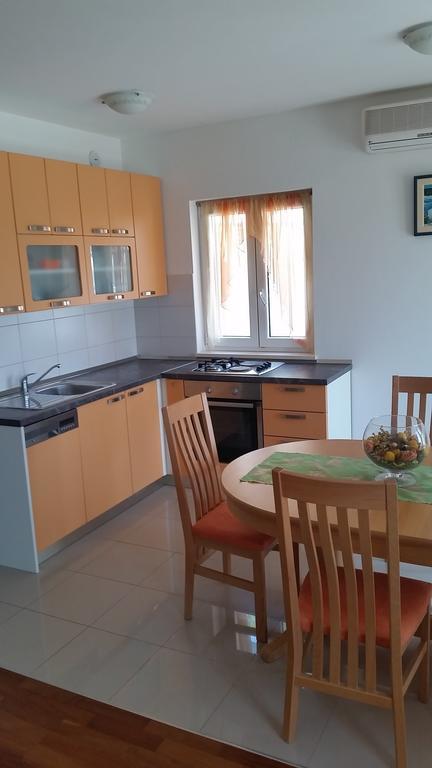 Apartment Brac Sutivan Room photo
