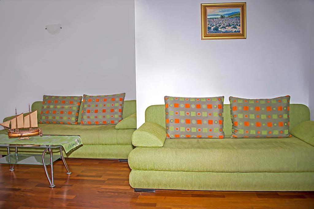 Apartment Brac Sutivan Exterior photo